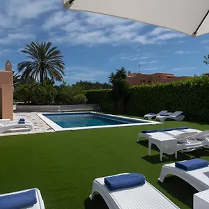 https://villa-boutique-can-bellotera.balearic-islands.net
